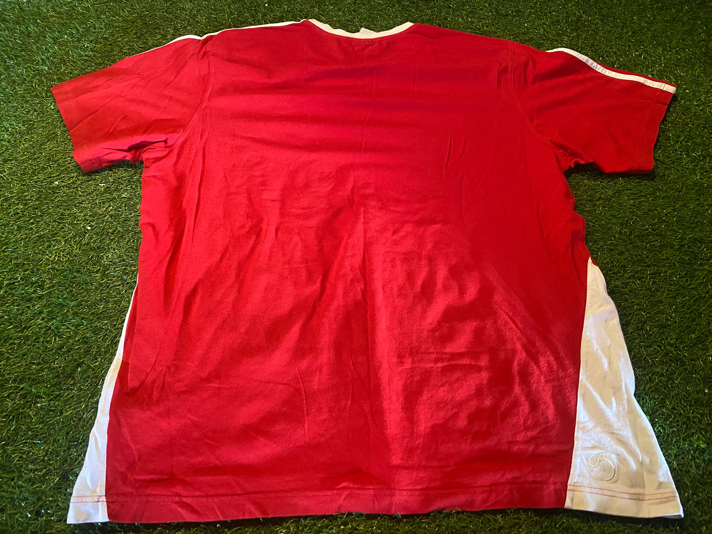 Liverpool FC England Football Soccer Rare XL Extra Large Mans Adidas Made Cotton Top