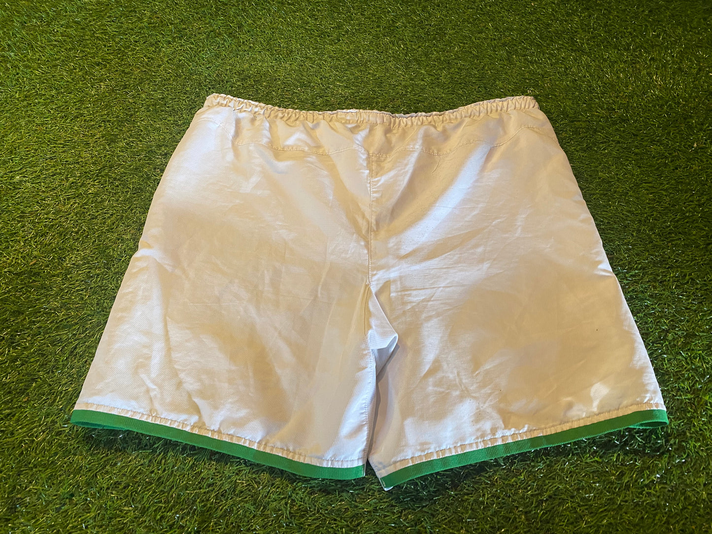 Celtic FC Scotland Football Large Mans Rare 2006 Nike European Lined Away Shorts