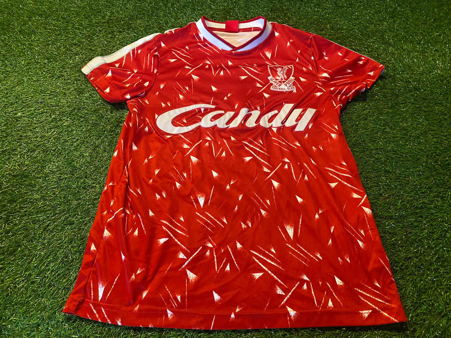 Liverpool England Football Females Adult Womans size 10-12 Rare Vintage Home Jersey