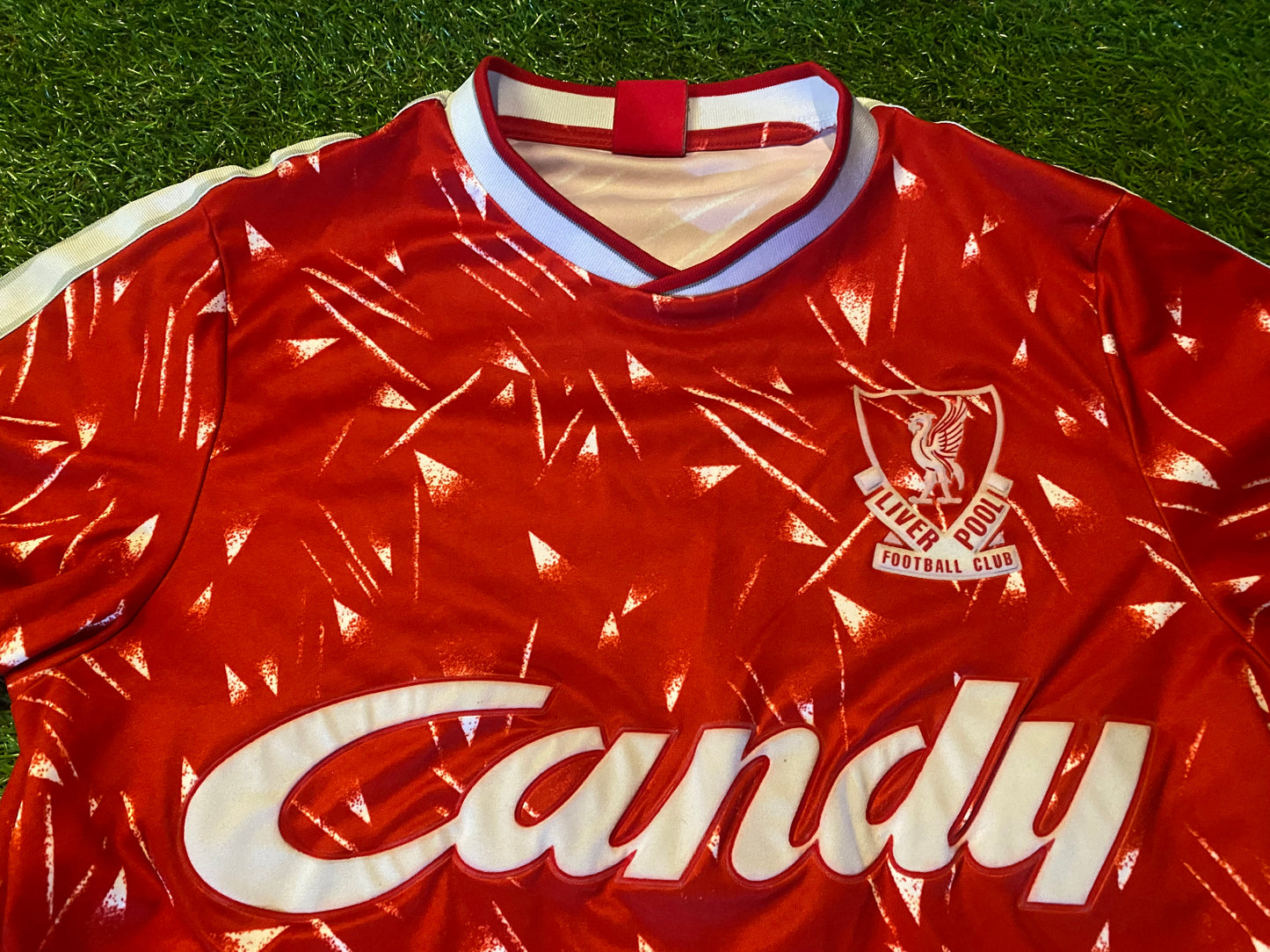 Liverpool England Football Females Adult Womans size 10-12 Rare Vintage Home Jersey