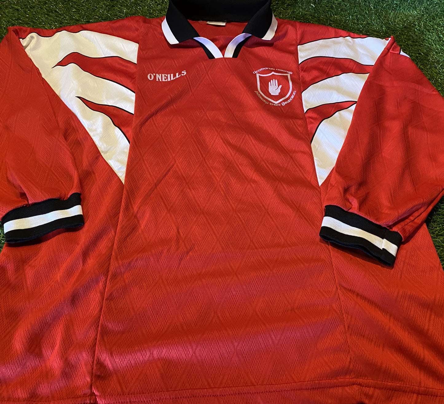 St Patricks Dungannon Co Tyrone GAA Gaelic Football Medium Mans Rare Vintage Jersey