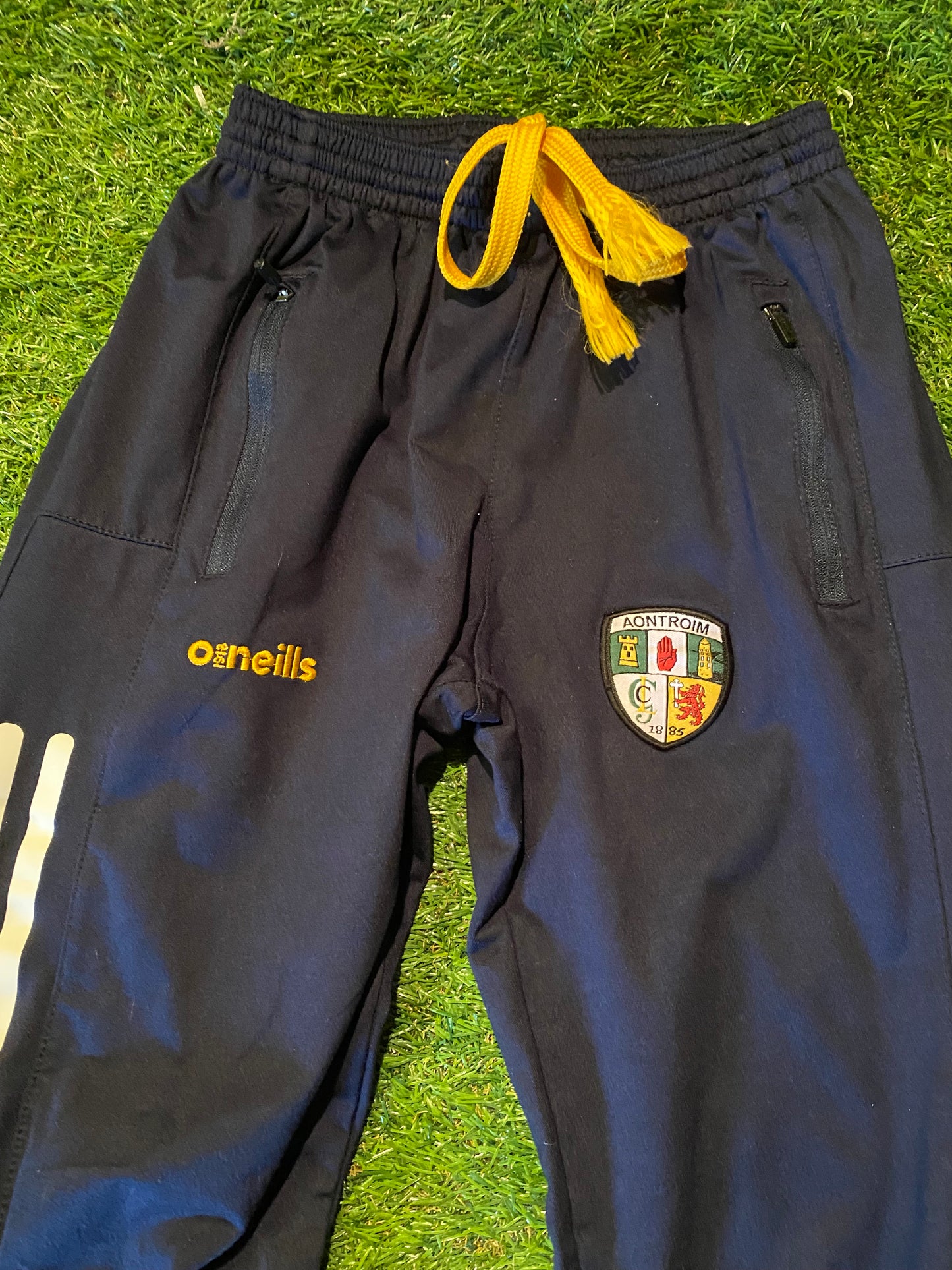 Co Antrim GAA Gaelic Football Ireland Irish Kids Medium Boys / Girls 9-10 Year Old Bottoms