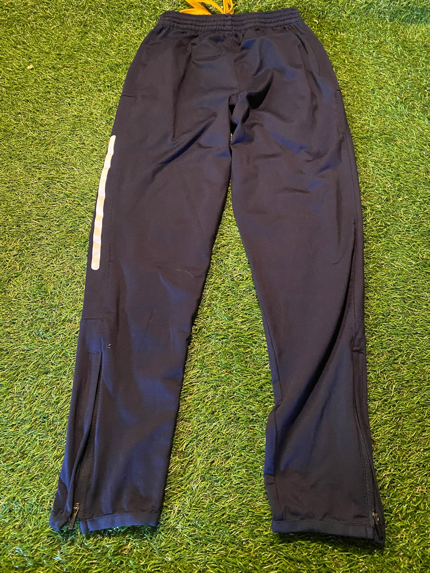 Co Antrim GAA Gaelic Football Ireland Irish Kids Medium Boys / Girls 9-10 Year Old Bottoms
