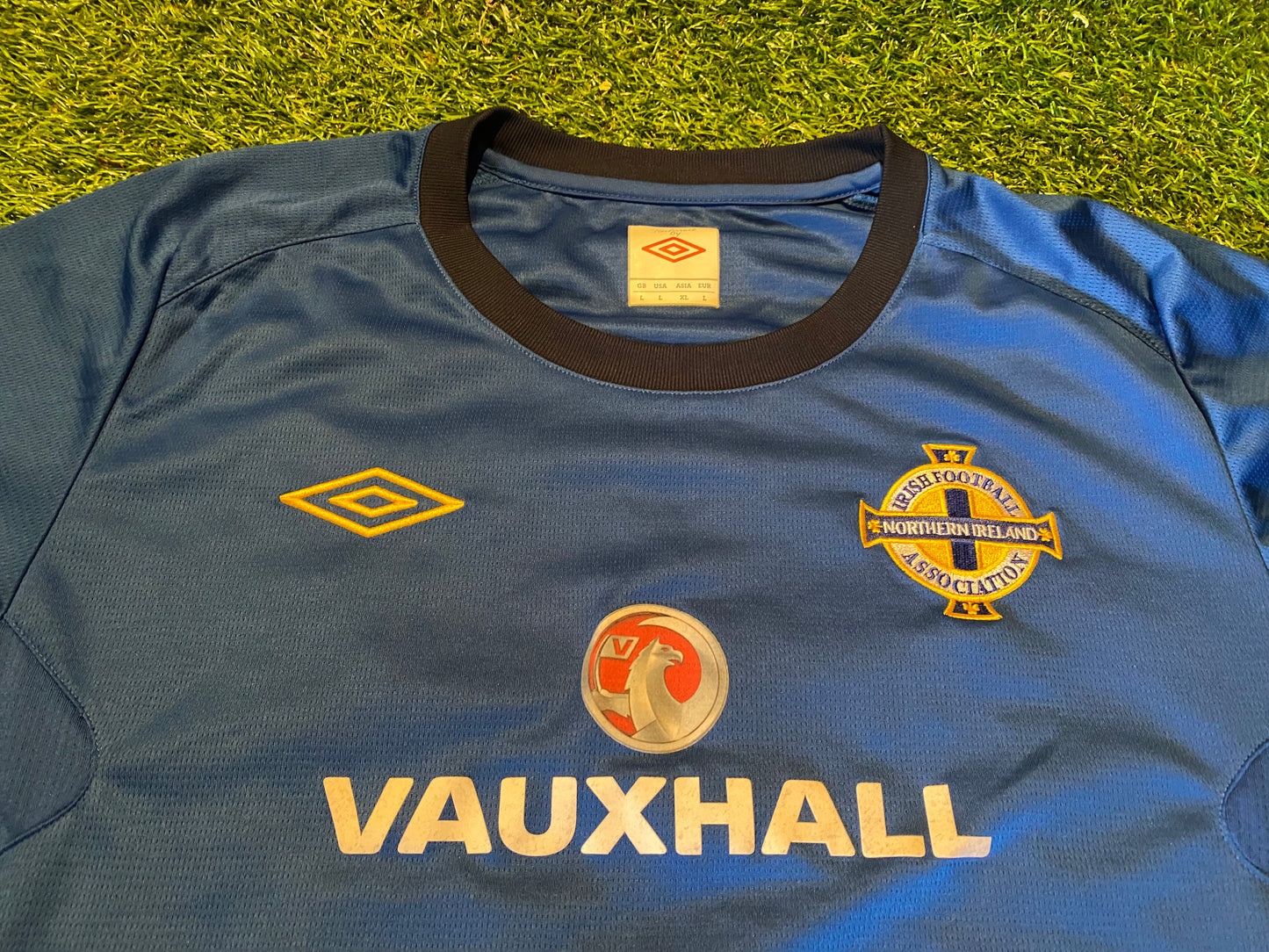 Northern Ireland Football Ulster Large Mans Umbro Made Lighter Leisure Jersey