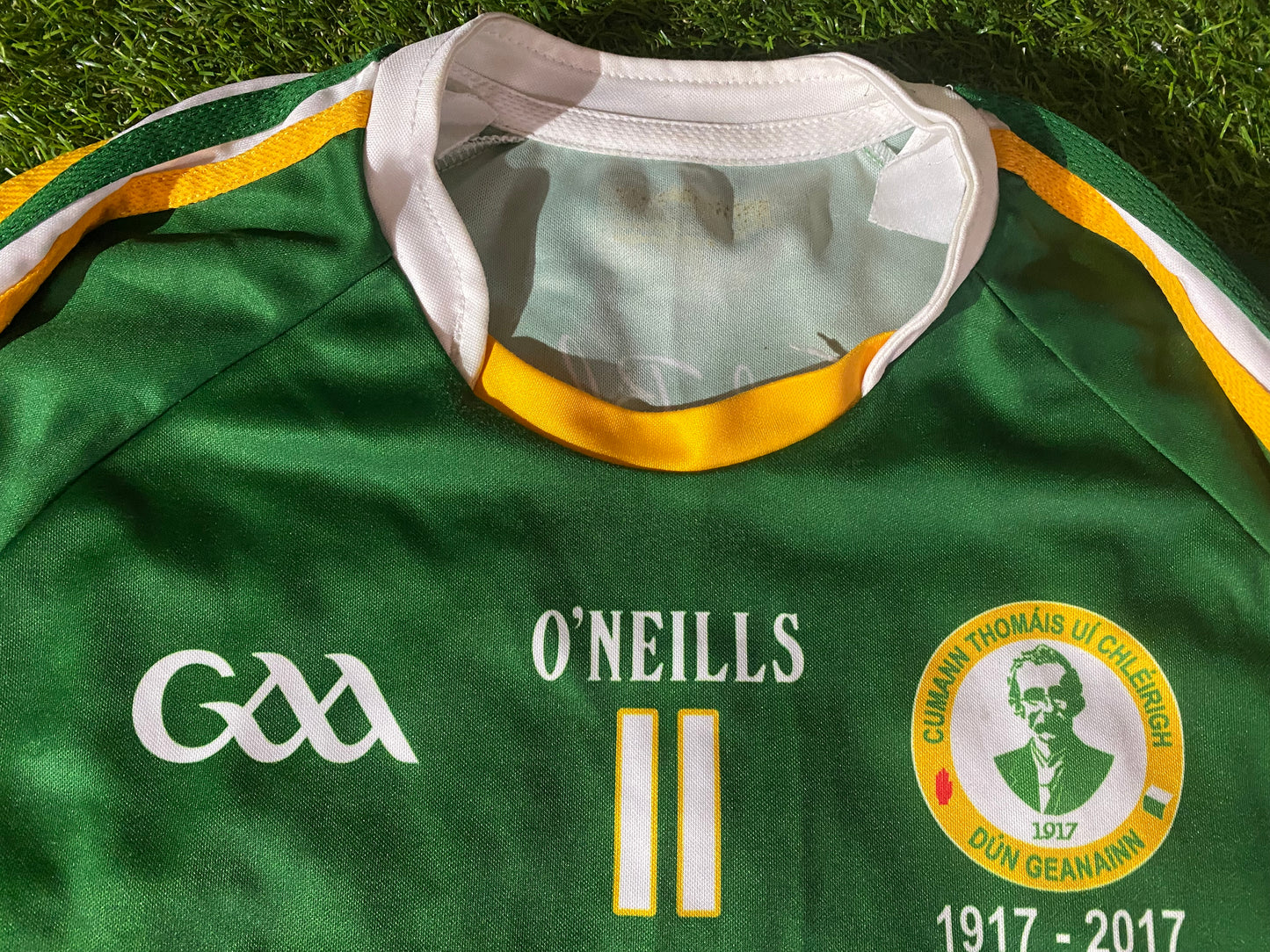 Dungannon Thomas Clarkes Ireland Irish Hurling GAA Gaelic Football XL Extra Large Mans no11 Jersey