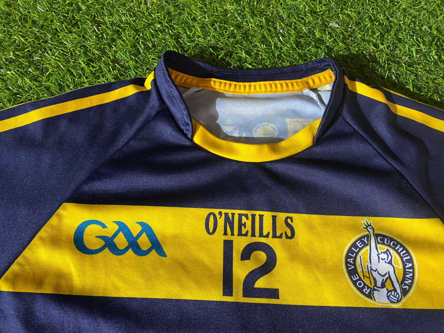 Roe Valley Co Derry Ireland GAA Gaelic Football Hurling Medium Mans Tight Fit No12 Jersey