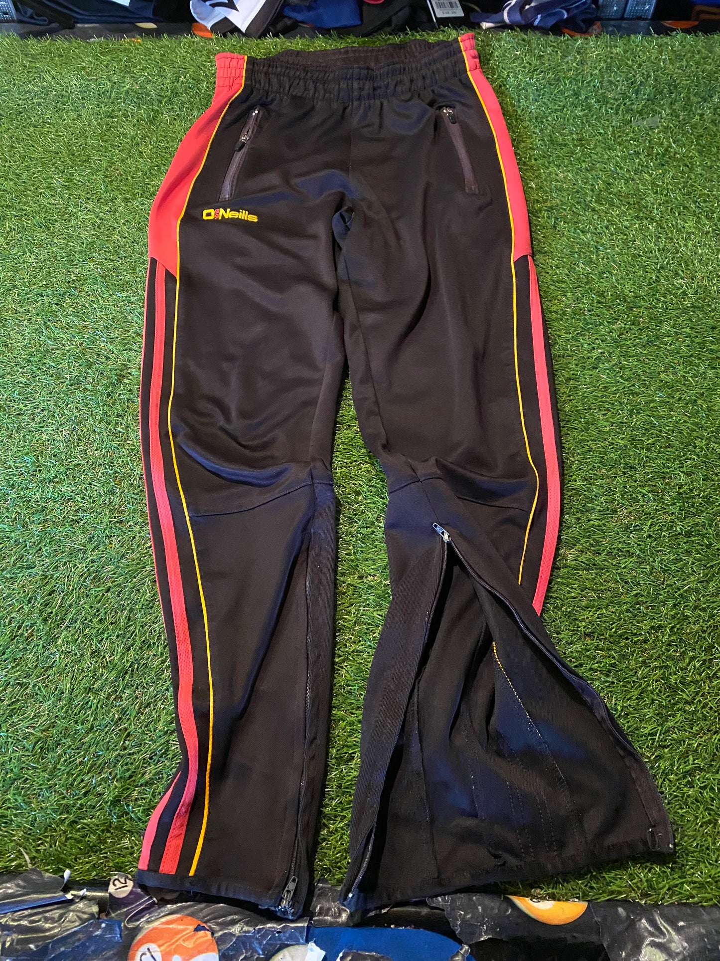 Co Down GAA Sports Football Gaelic Hurling Small Mans Hooded Top & Matching Bottoms