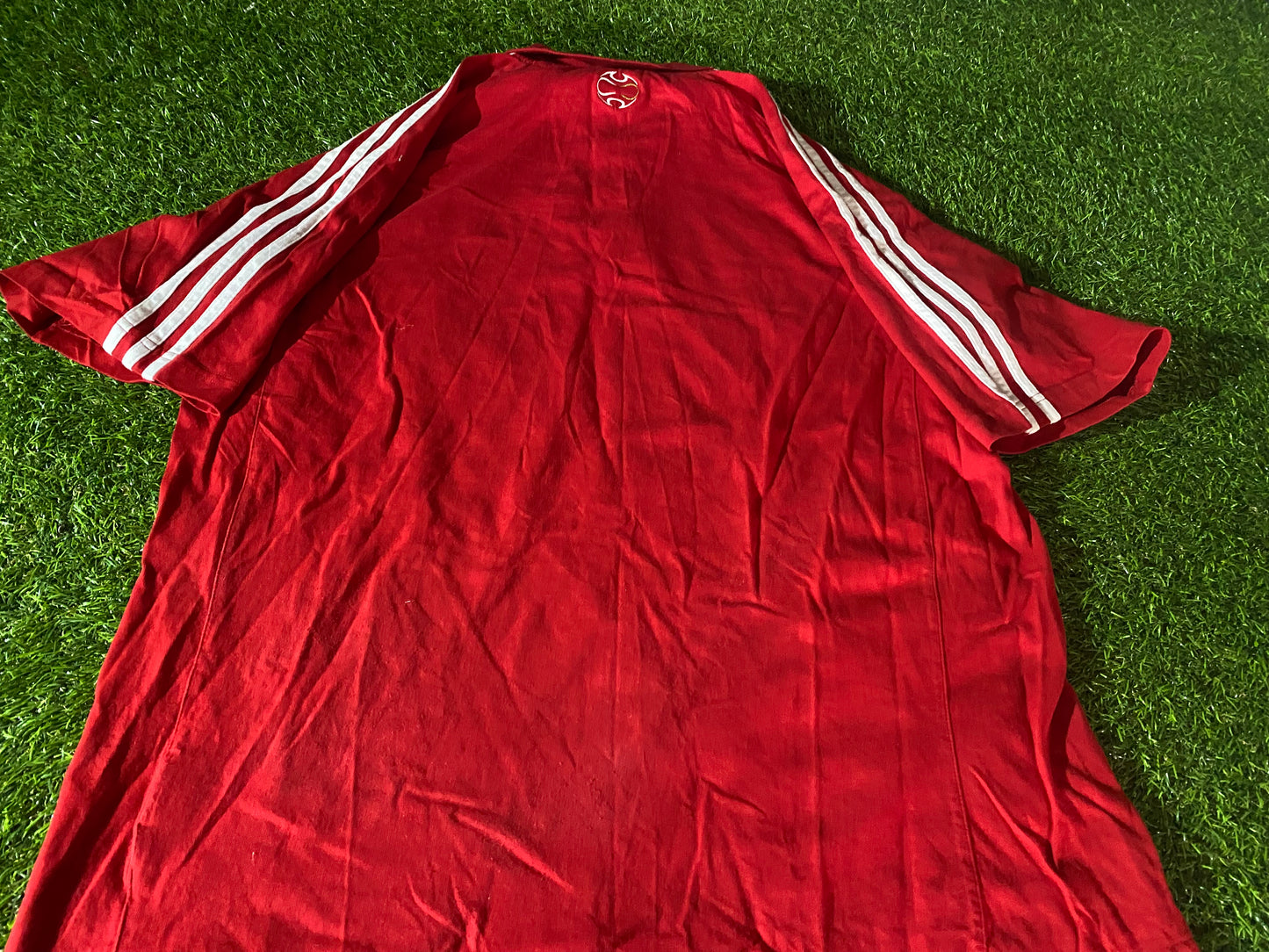 Liverpool FC England Football XL Extra Large Mans Adidas Made Polo Jersey / Shirt