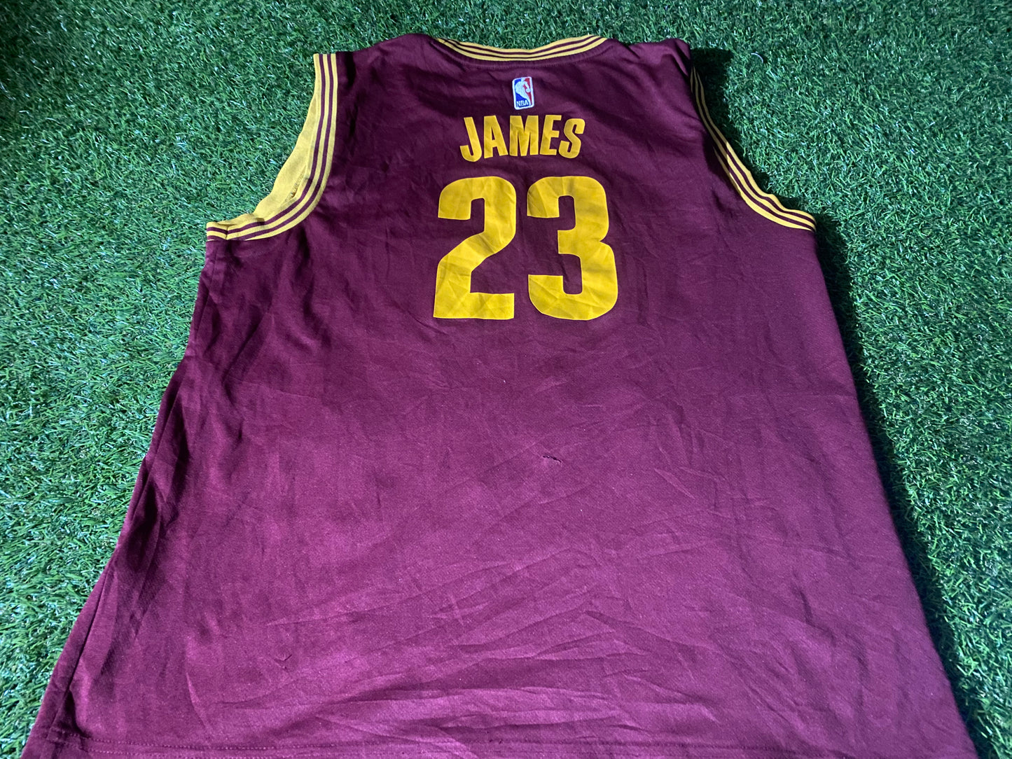 Cleveland Cavaliers NBA USA United States of America Basketball Medium Mans James no23 Jersey