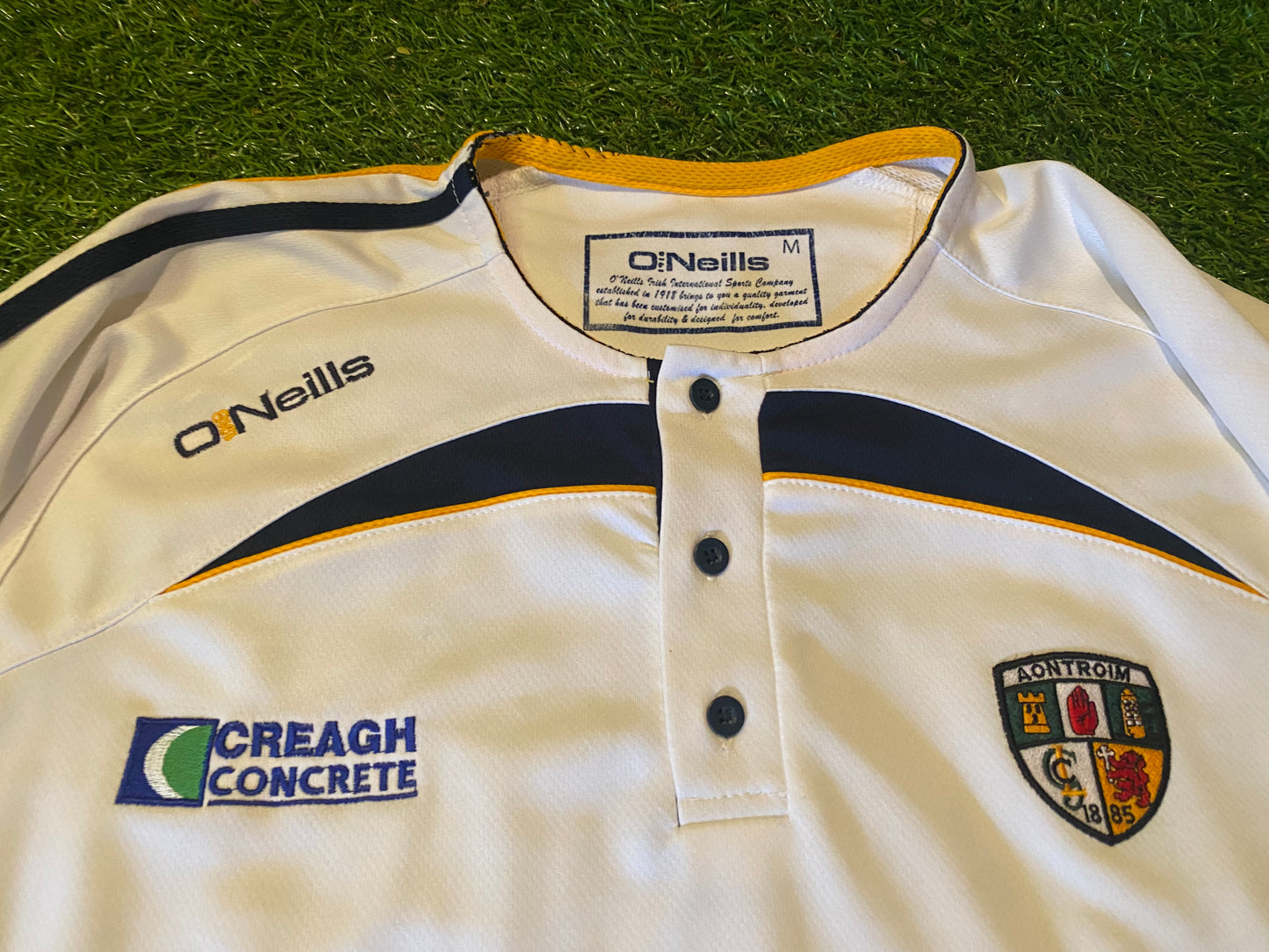 Co Antrim Irish Ireland GAA Gaelic Hurling Football Medium to Large Mans Jersey