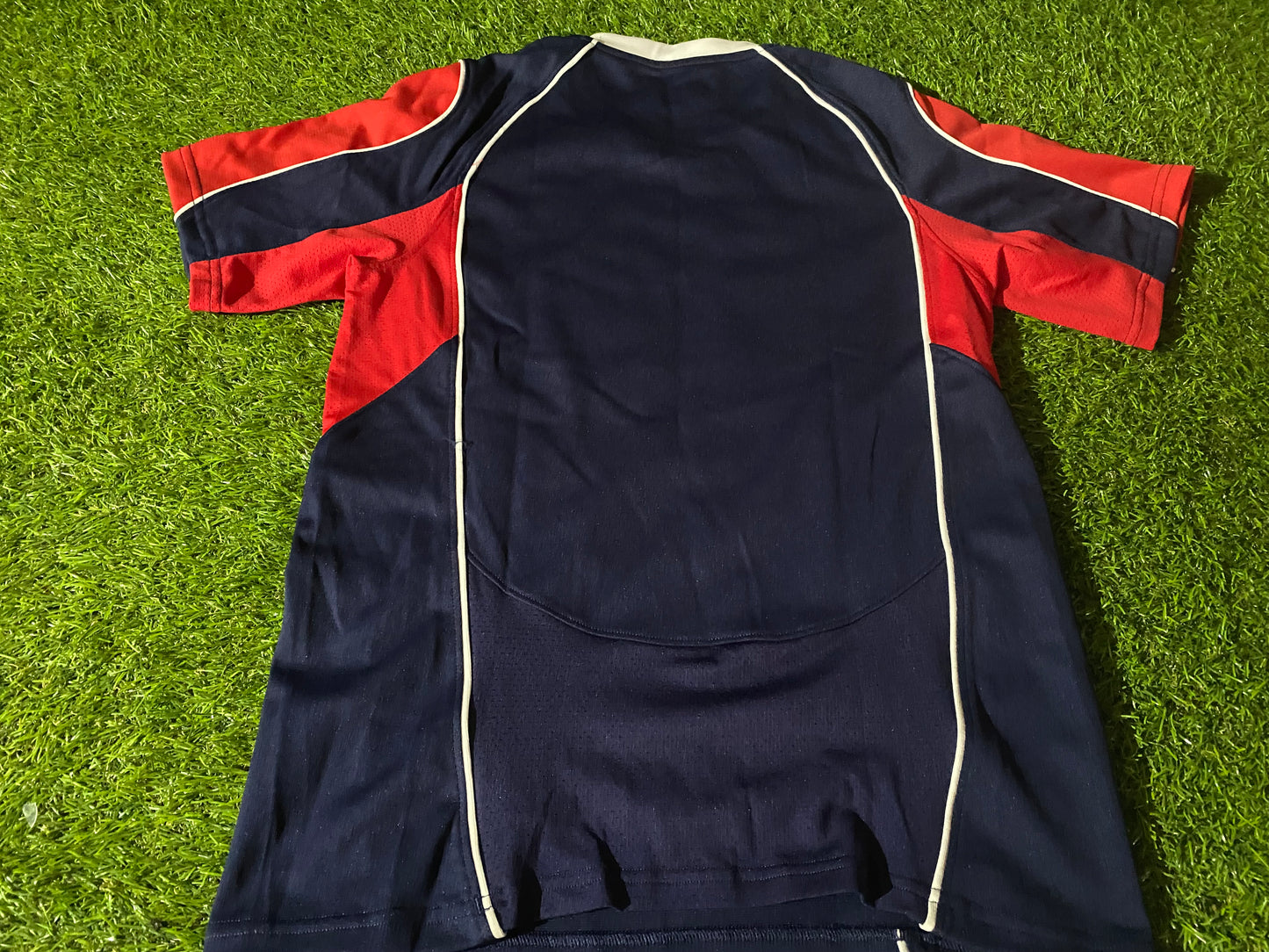 Wales Welsh Cymru Rugby Union Large Boys 10-11 Year Old Under Armour Made Jersey