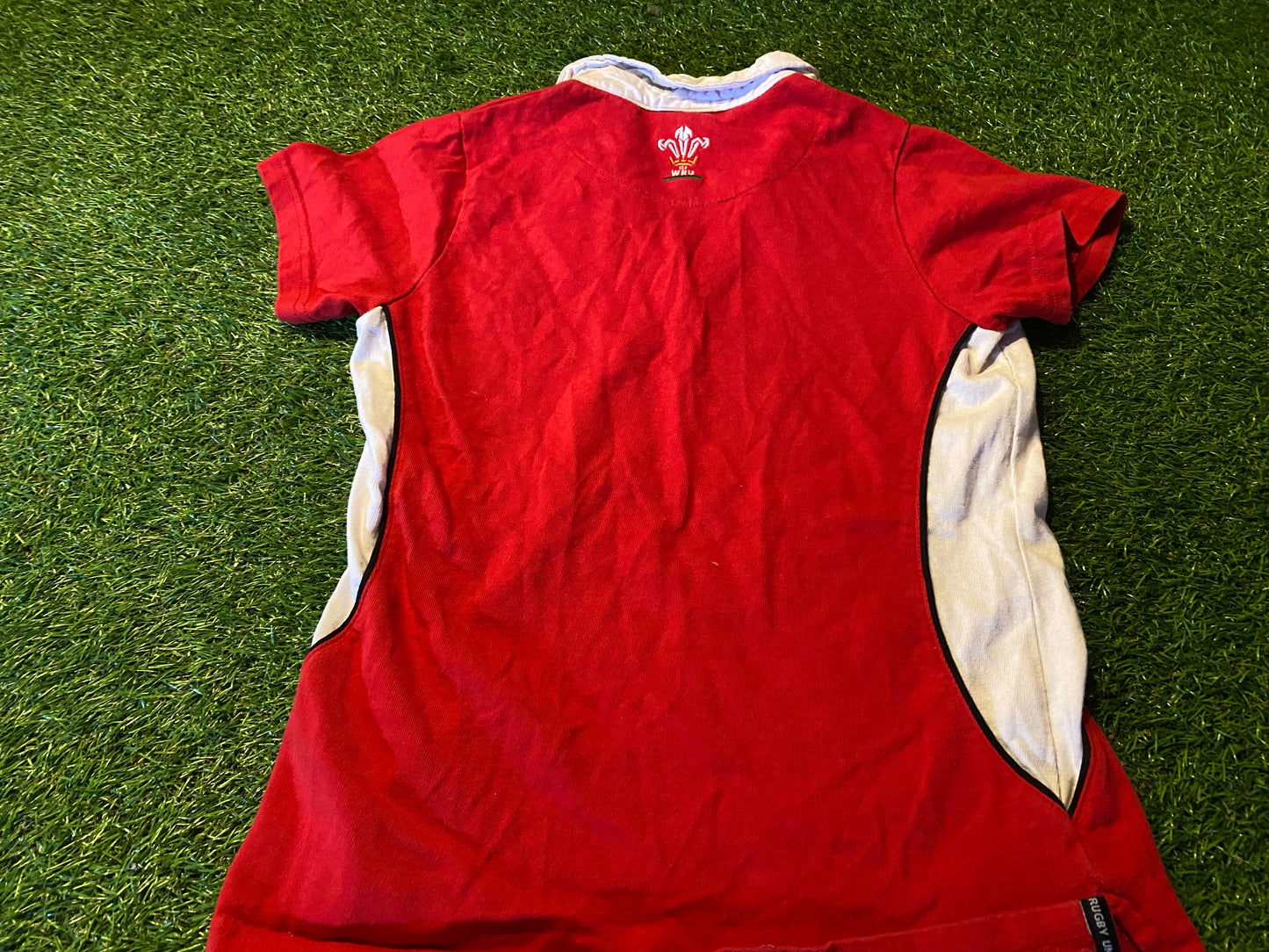 Wales Welsh Cymru Rugby Union Football Adult Womans Females Size 10-12 Cotton Jersey