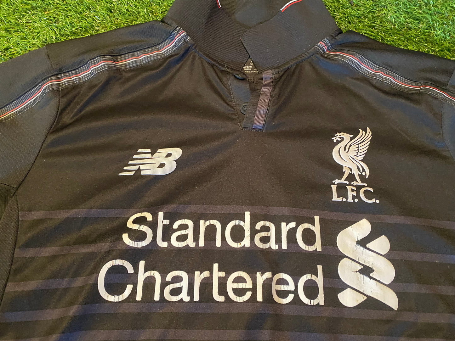Liverpool England Football Soccer Large Mans Coutinho no10 New Balance Away Jersey