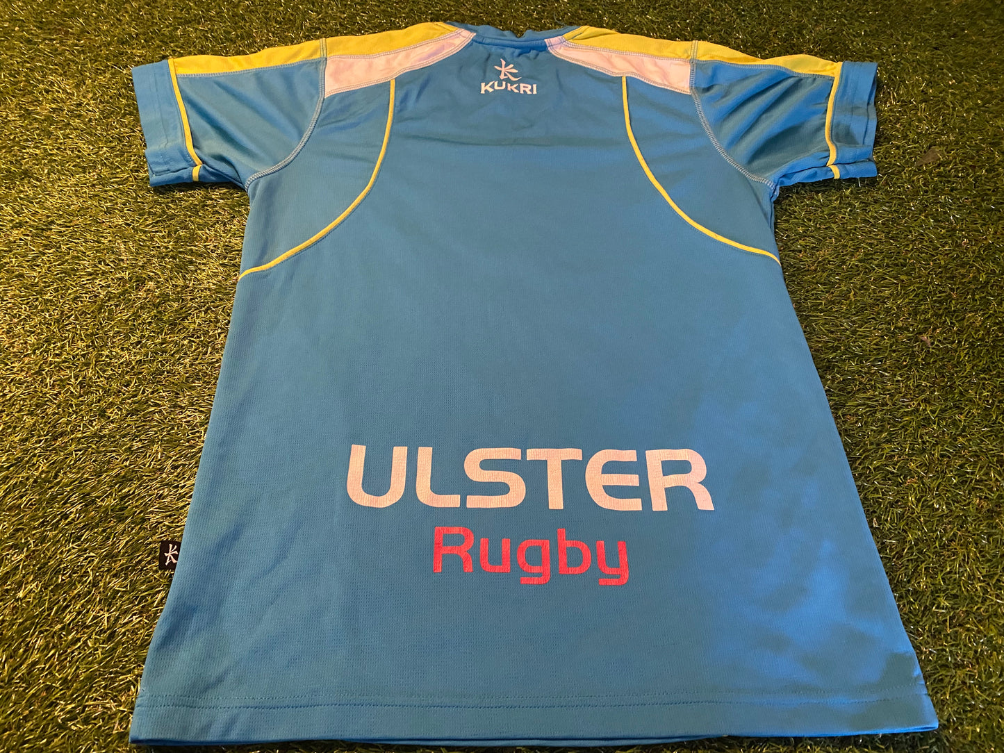 Ulster Northern Ireland Rugby Union Football Medium Mans Kukri Made Lighter Jersey