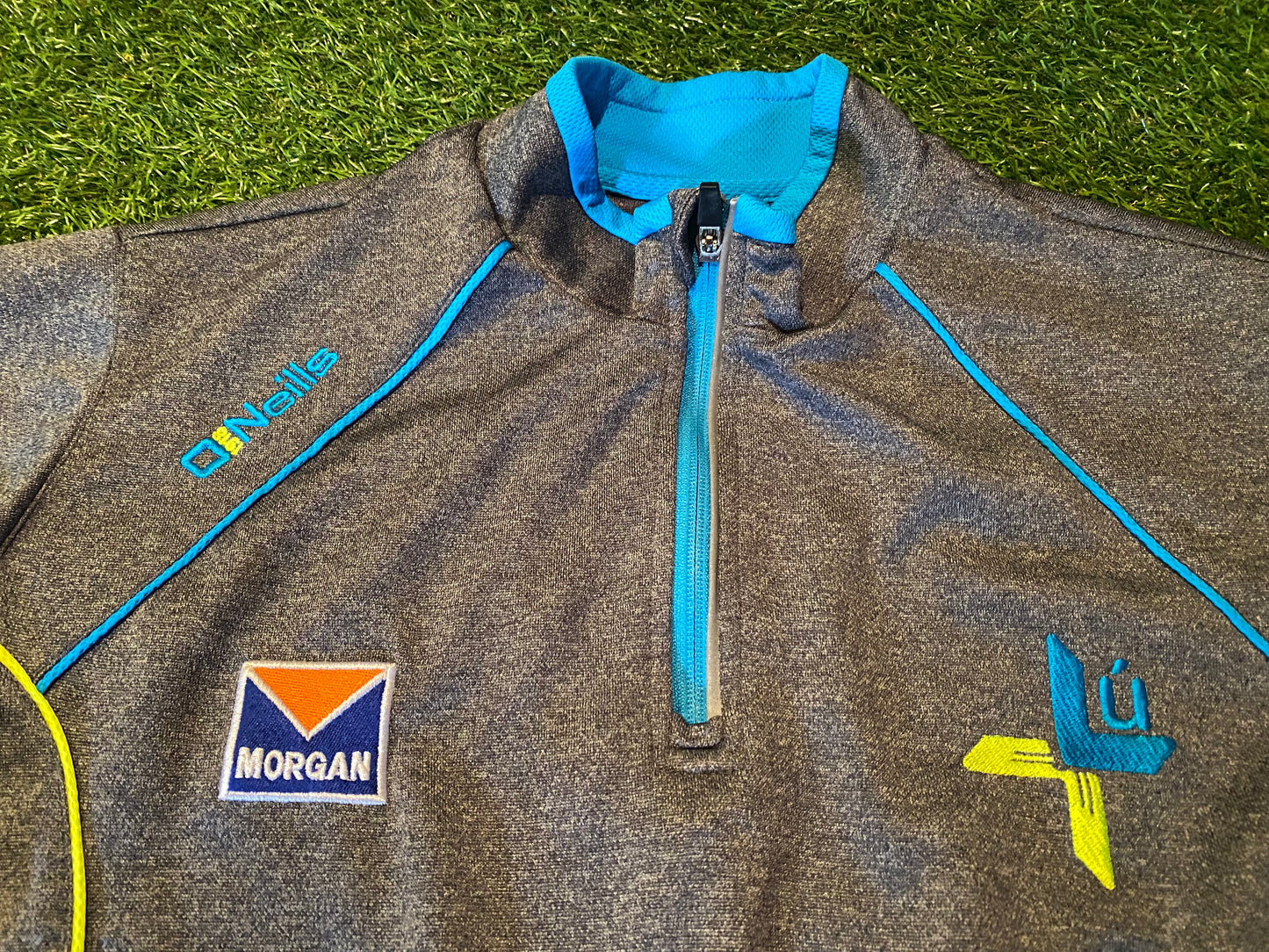 Co Louth GAA Gaelic Football eire Irish Ireland Medium mans 1/4 Zip Up Soft Top