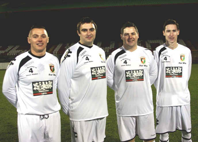 Glentoran FC Northern Ireland Football Medium Size In Memory Match Worn no8 Jersey
