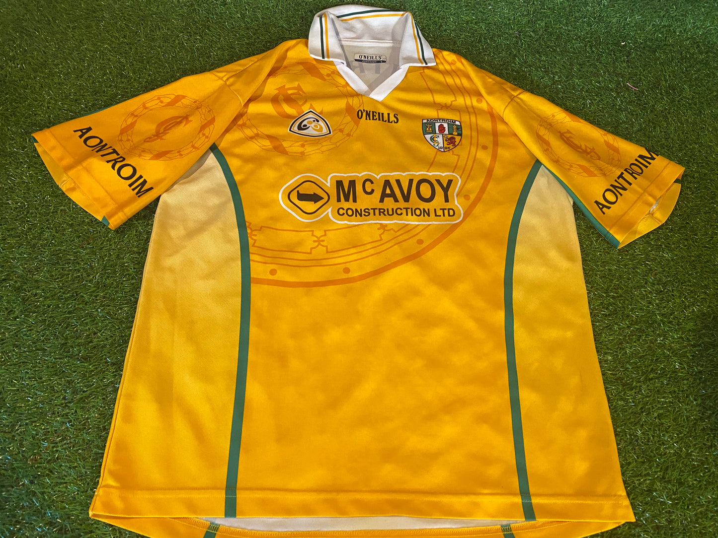 Co Antrim Aontroim Ireland GAA Gaelic Football Hurling Large Mans no2 Home Jersey