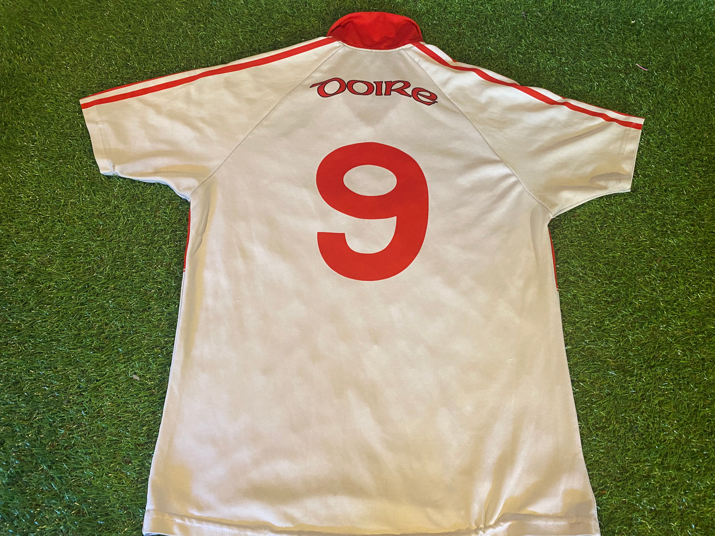 Co Derry Doire Ireland GAA Gaelic Football Hurling Large Mans Tight Fit Match Worn no9 Jersey
