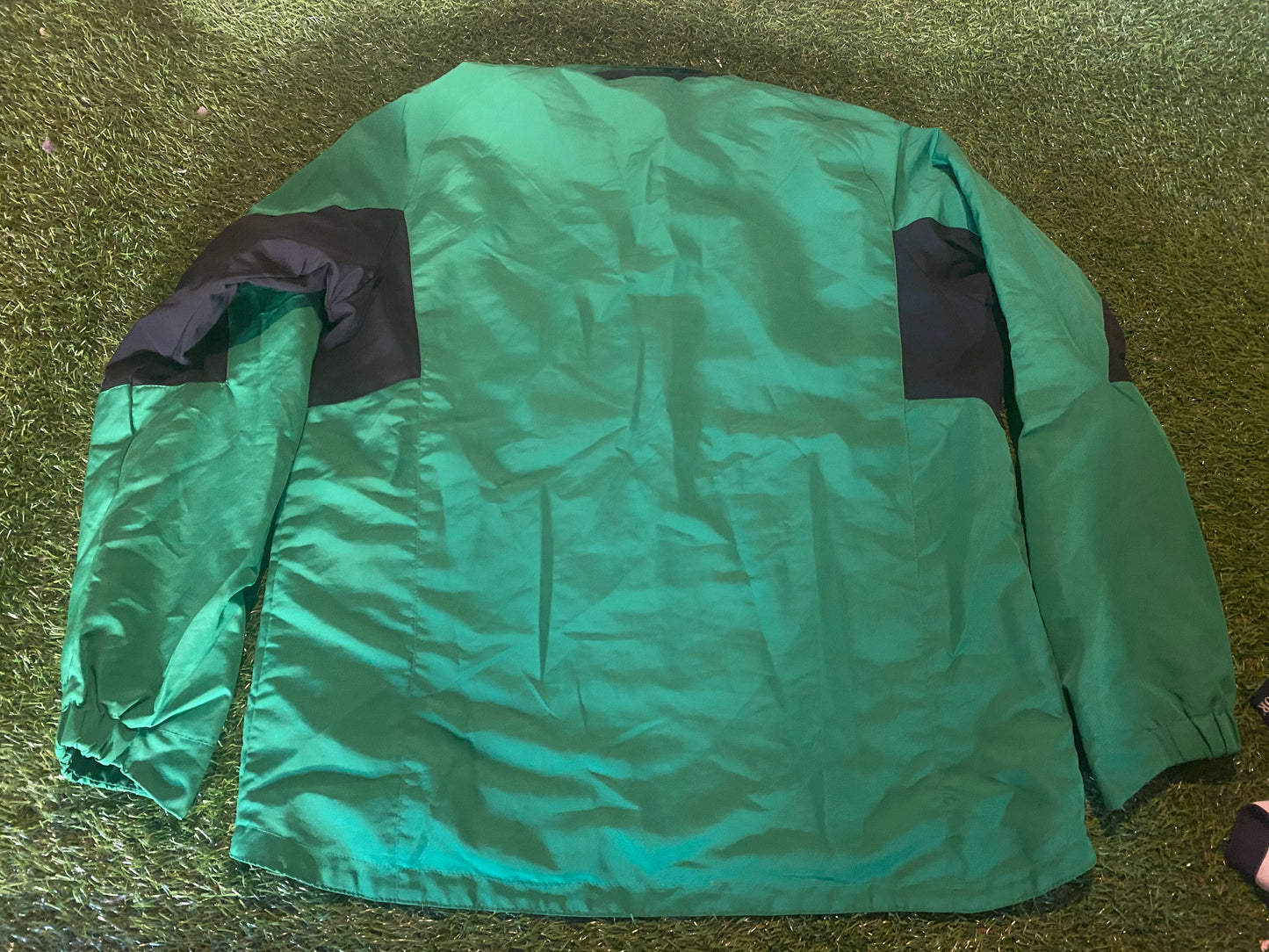Glentoran FC Northern Ireland Soccer Football Large Mans Breathable Lined Zip Up Jacket