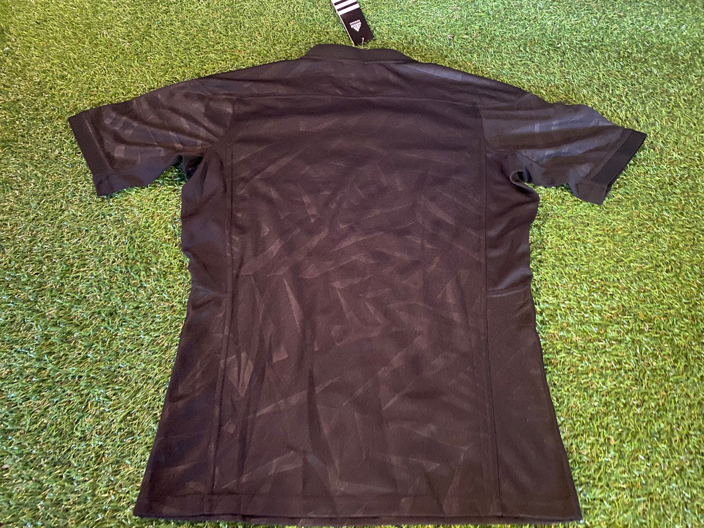 New Zealand All Blacks Rugby Union Football Medium Mans Adidas BNWT Home Jersey
