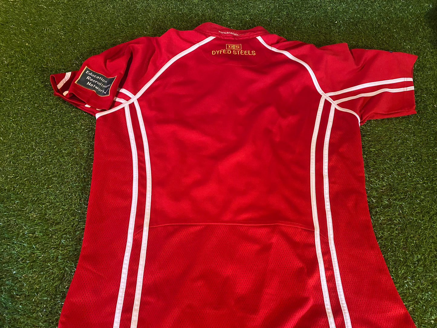 Scarlets Wales Welsh Cymru Rugby Union XL Extra Large Mans Kooga Made Jersey