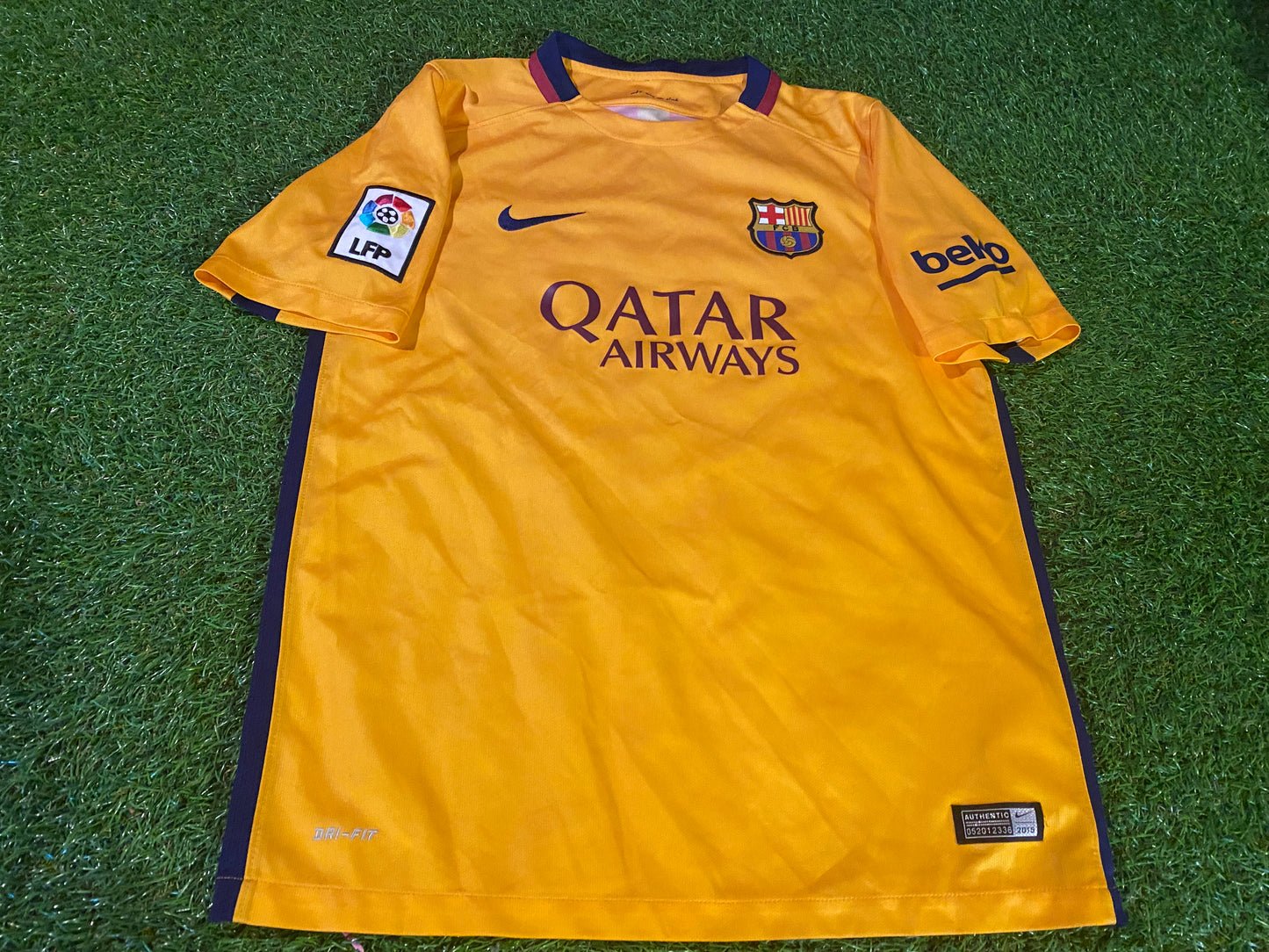 FCB Barcelona Spain Soccer Football XL Boys / Youths 13-14 yr Suarez no9 Away Jersey
