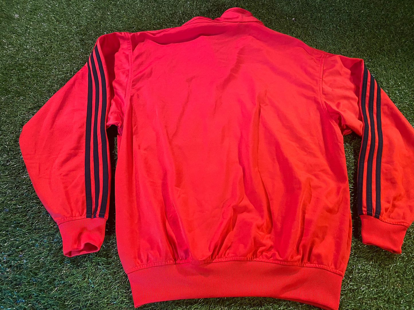 Adidas Rare Vintage Clothing Size Medium Mans Zip Up Single Layered Jacket