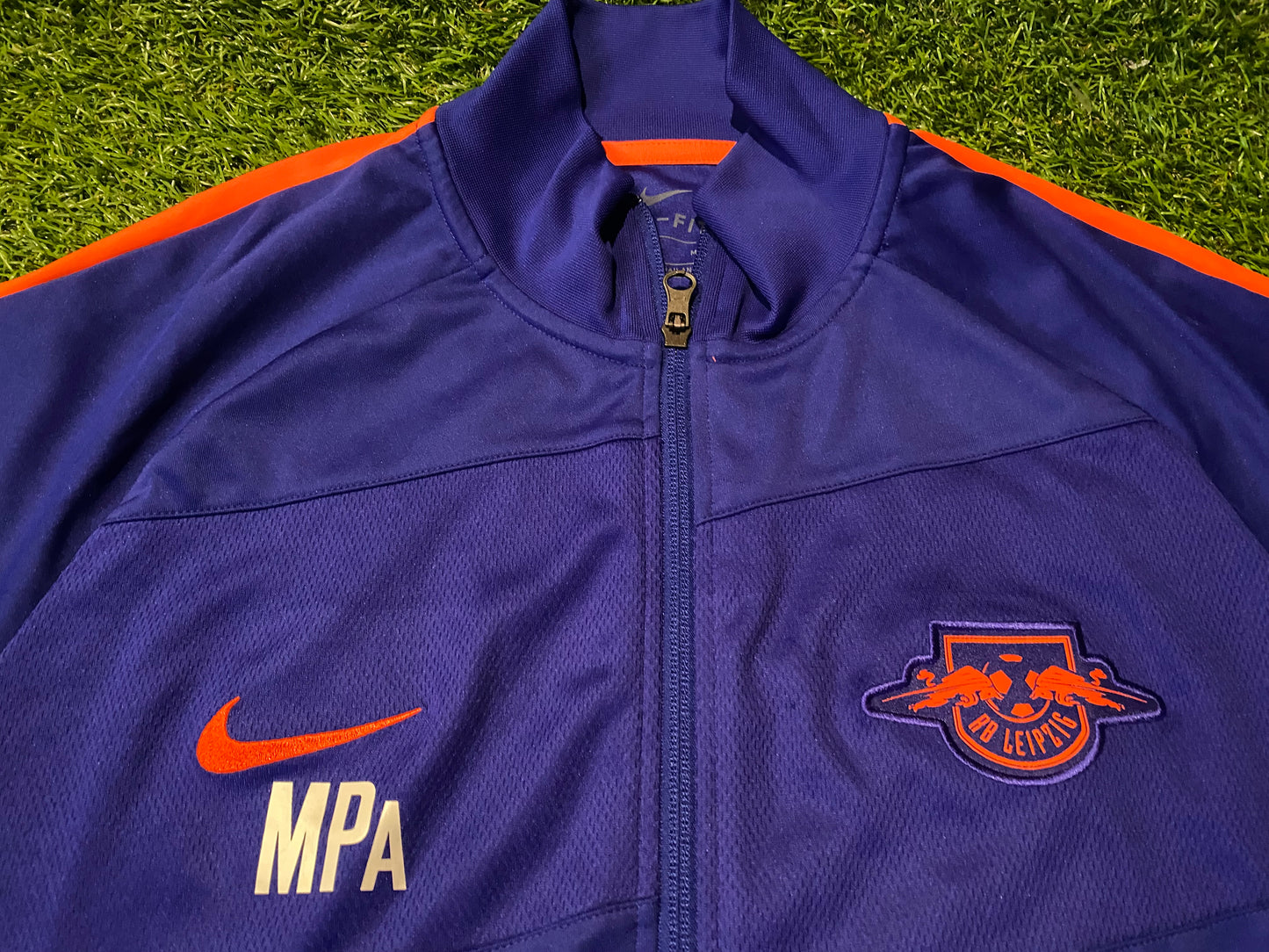 Red Bull Leipzig German Germany Football Soccer Medium Mans Player Issued Nike Zip Up Jacket