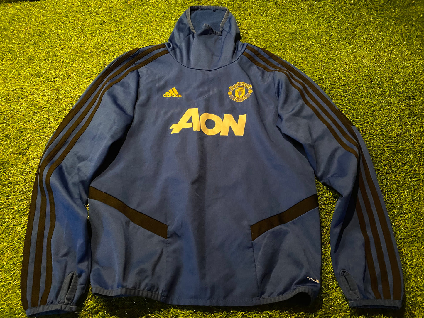 Manchester United Soccer Football Large Boys 11-12 Year Old Year Old Top