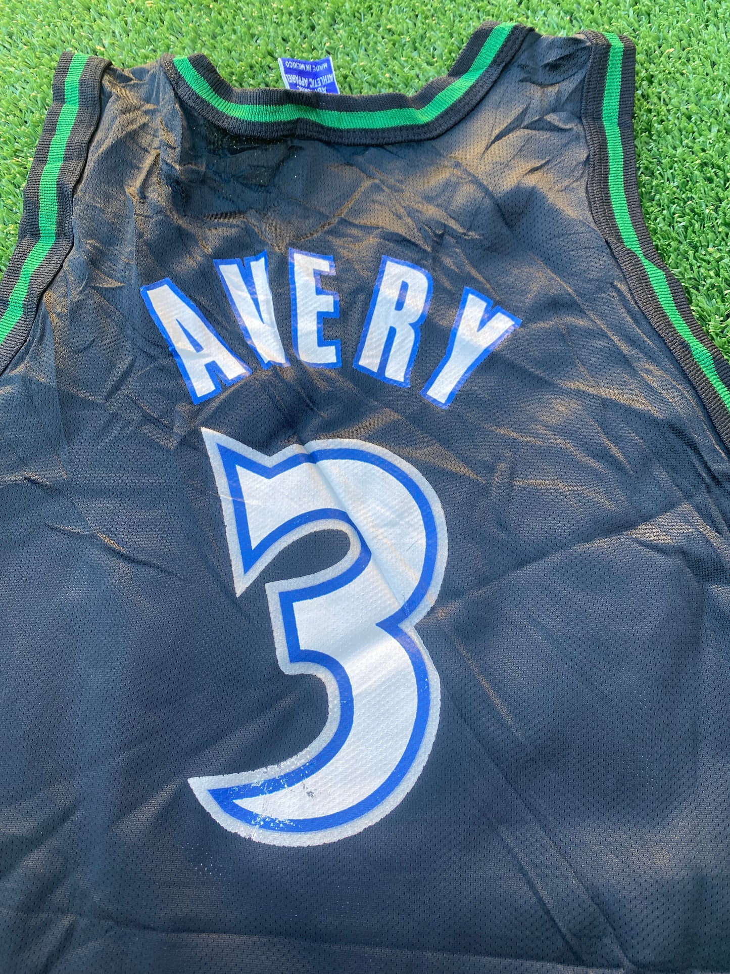 Minnesota Timberwolves NBA Basketball USA  Small Mans Avery no3 Champion Made Jersey