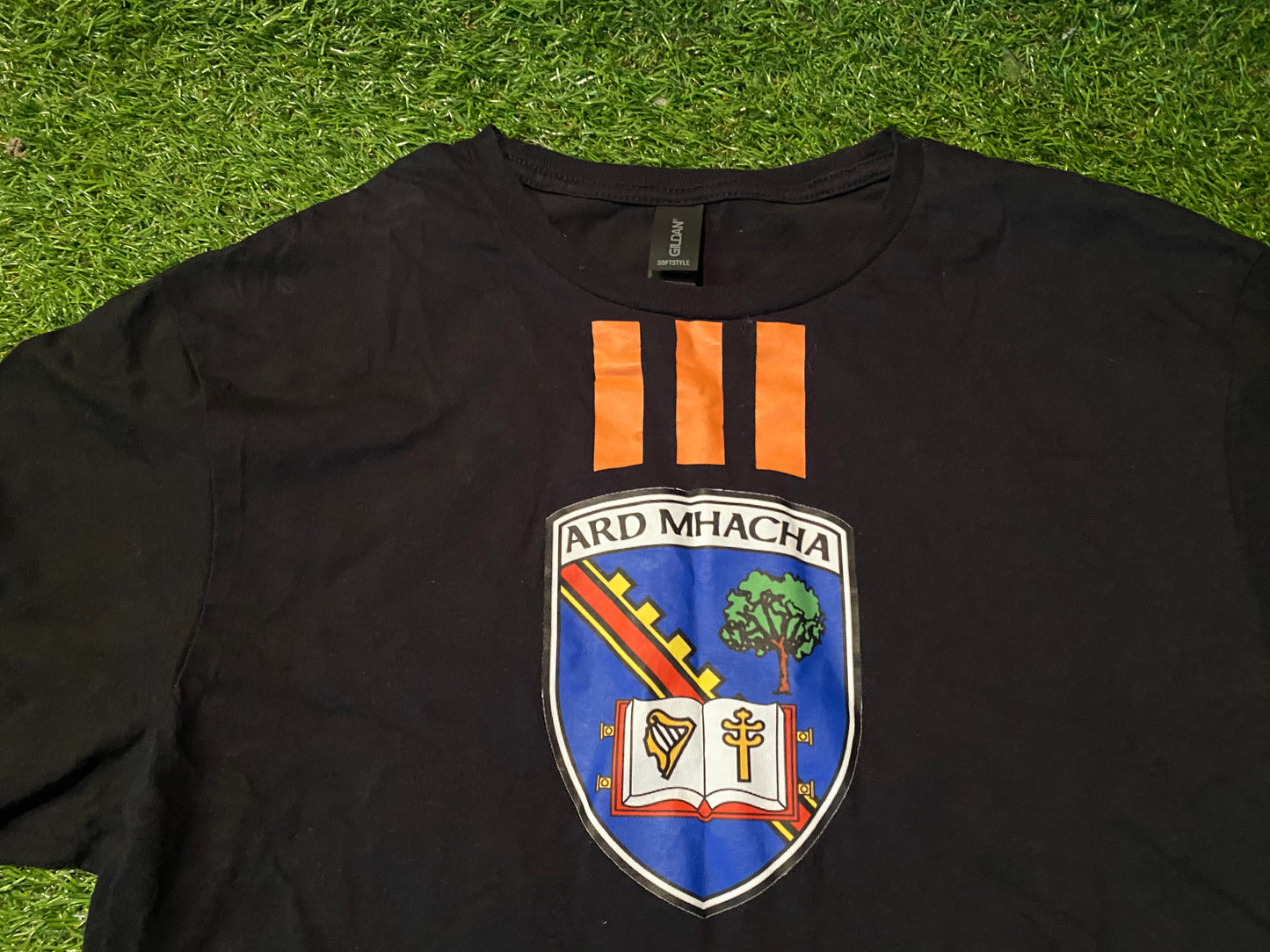 Co Armagh GAA Gaelic Football Hurling Ireland Medium Mans Cotton T Shirt