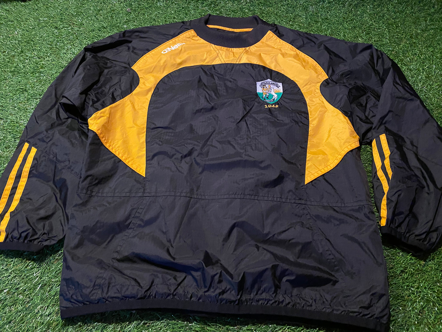 Cuchulainn’s Hurling Club GAA Gaelic Football Co Armagh Youths / Small mans Training Top