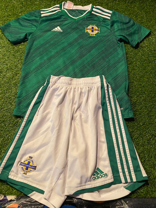 Northern Ireland Soccer Football Extra Large Boys 13-14 Year Old Adidas Made Top & Shorts Set