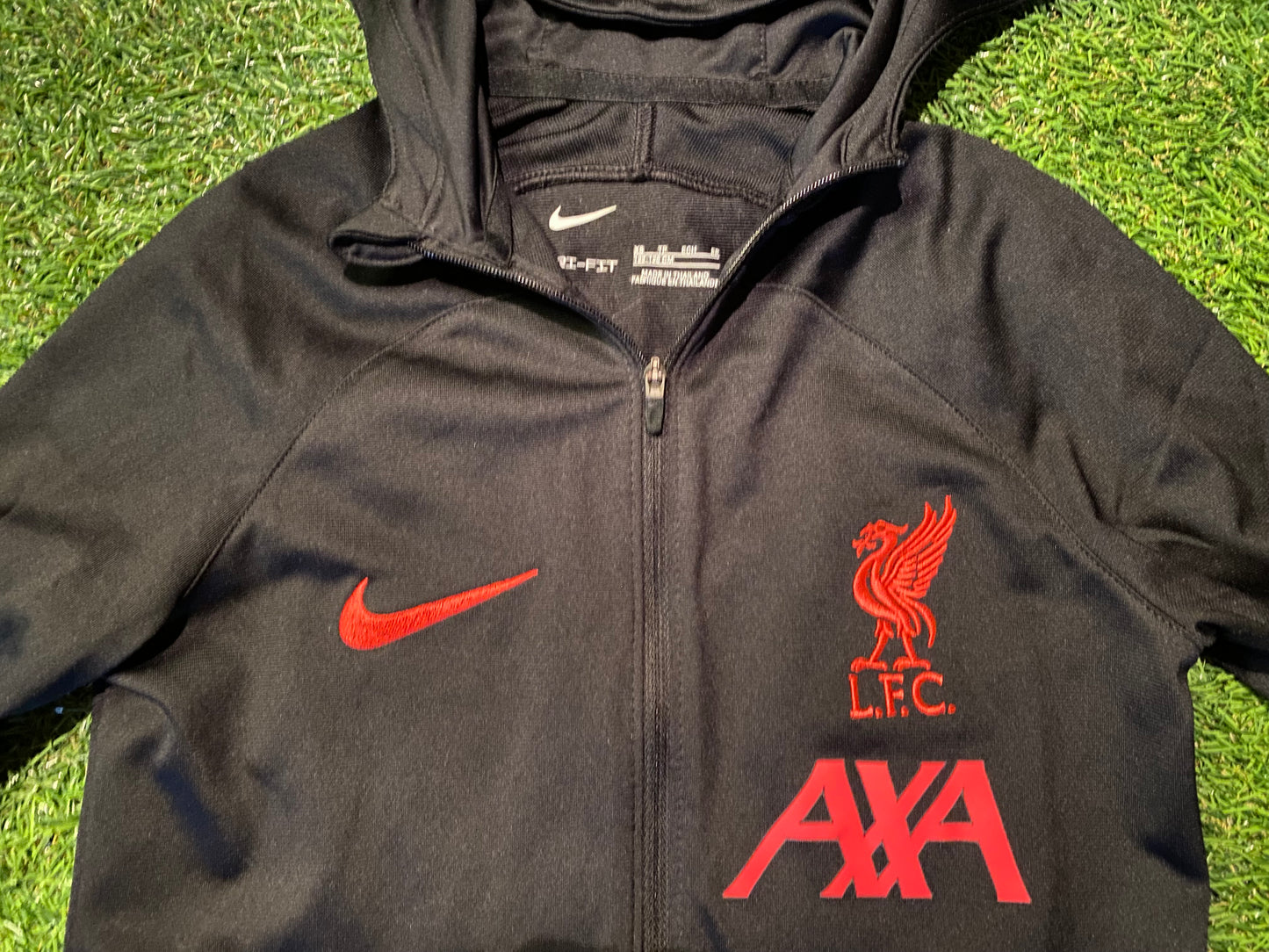 Liverpool England Soccer Football X-Small Boys 5-6 Year Old Nike Hooded jacket