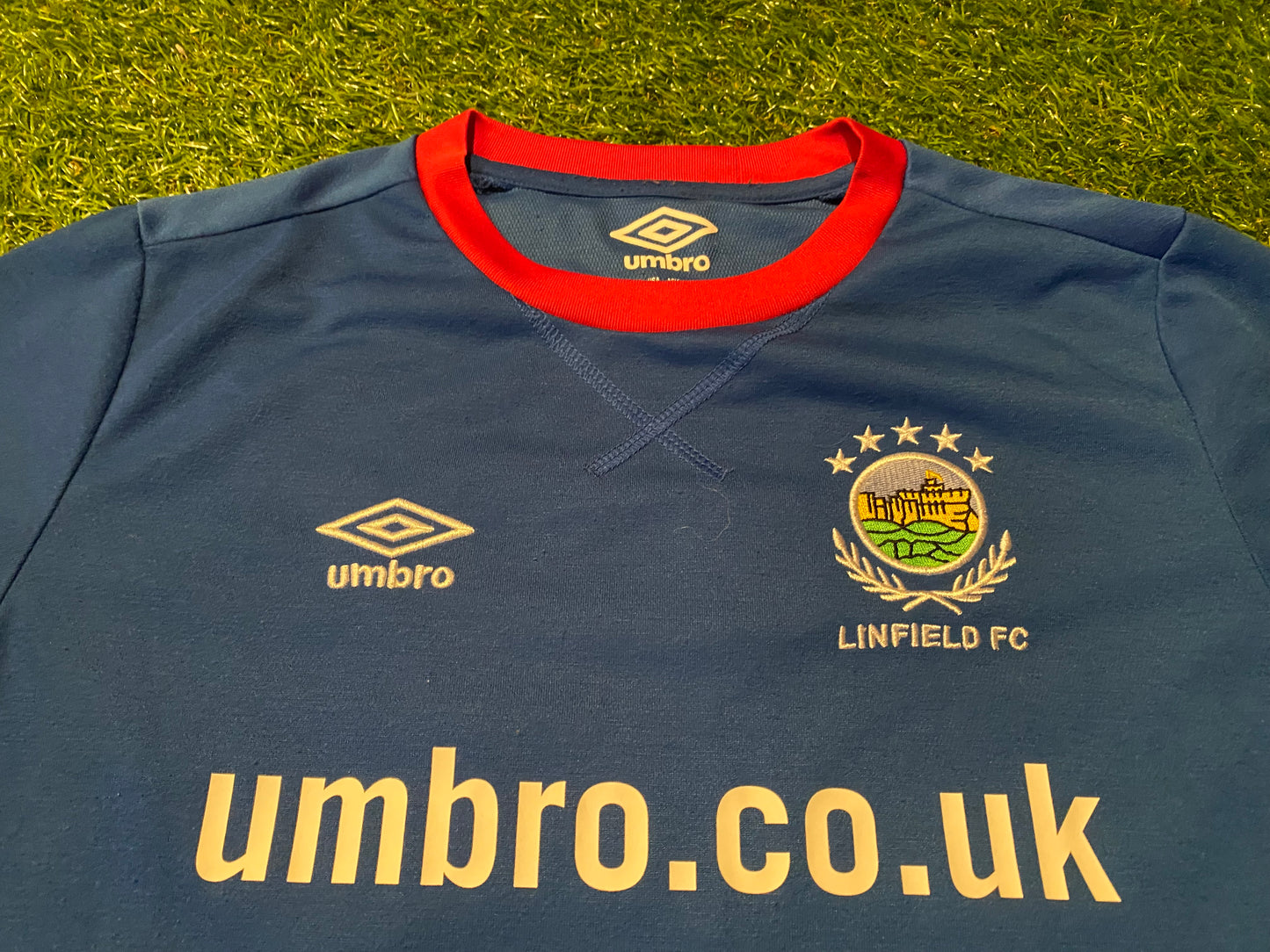 Linfield Northern Ireland Ulster Football Youths / Small mans Umbro Home Jersey