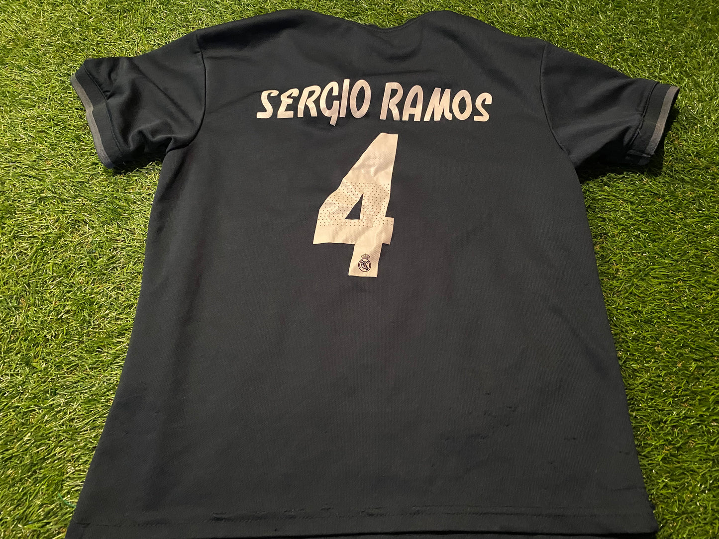 Real Madrid Spain Espan Spanish Soccer Football Medium Boys / Girls Ramos no4 9-10 Year Old Top