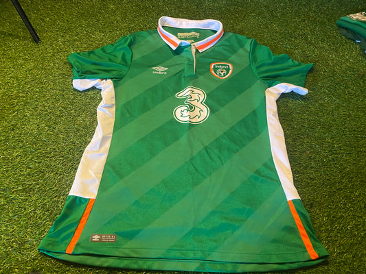 Republic of Ireland Football Soccer Womans Females Size 14 2016 Home Jersey