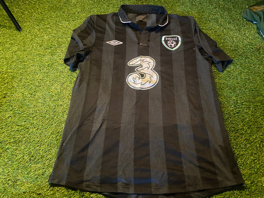 Republic of Ireland Eire Irish Football Soccer Medium Mans Umbro Made Away Jersey