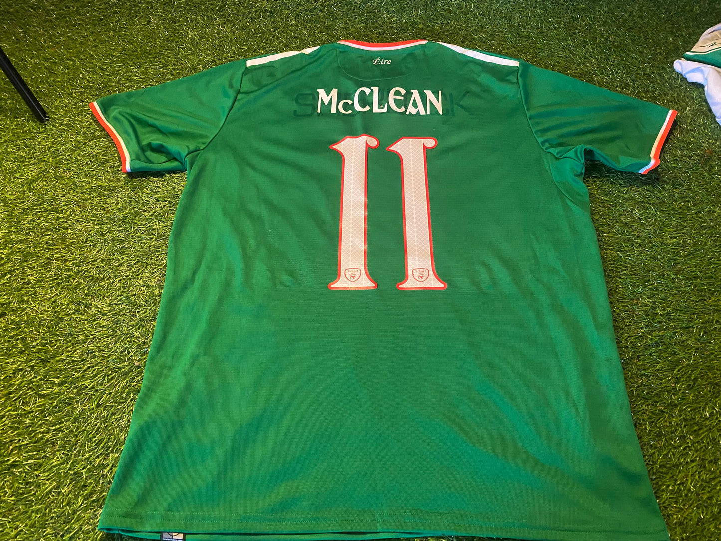 Republic of Ireland Eire Irish Football Soccer Large Mans McClean no11 New Balance Home Jersey
