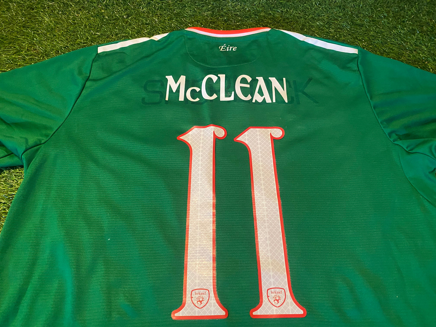Republic of Ireland Eire Irish Football Soccer Large Mans McClean no11 New Balance Home Jersey