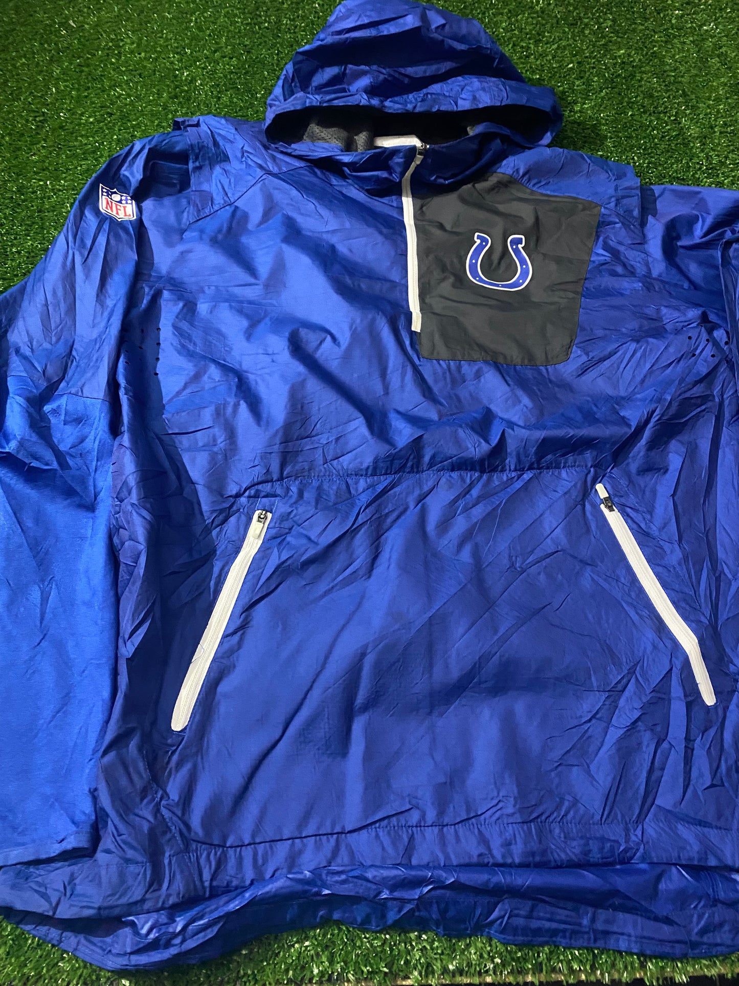 Indianapolis Colts NFL American Football USA Medium Mans Lighter Breathable Lined Zip Up jacket