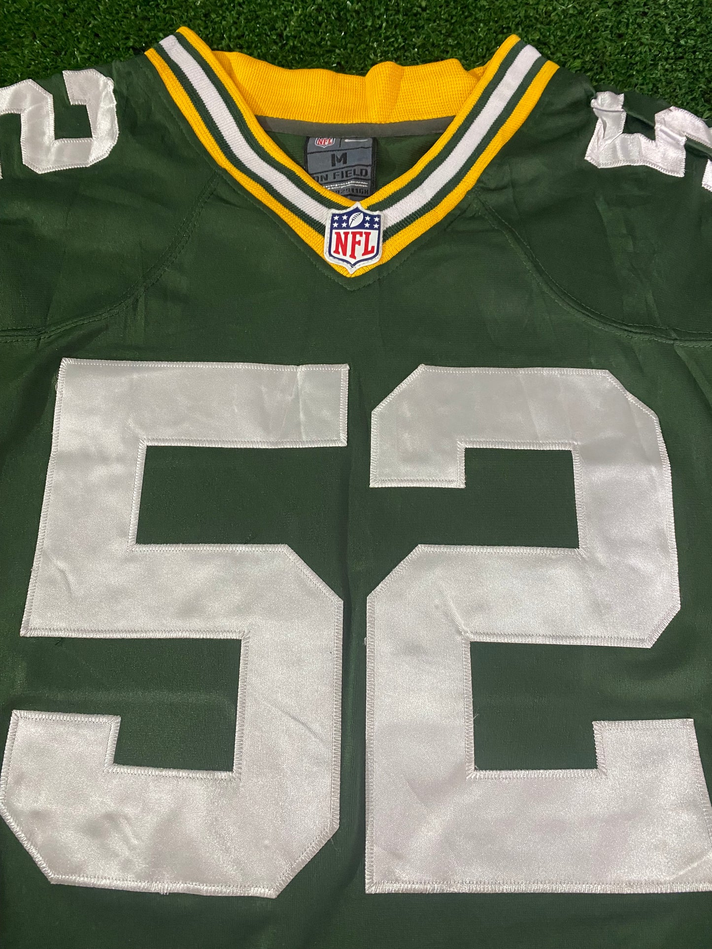 Green Bay Packers USA NFL American Football medium mans Matthews no52 Nike made Jersey