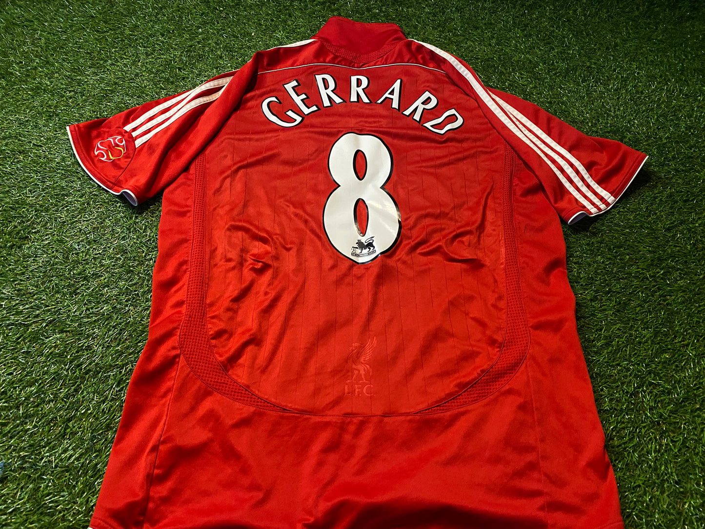 Liverpool England Football Soccer Medium Mans 2008 Adidas Gerrard no8 Home Jersey