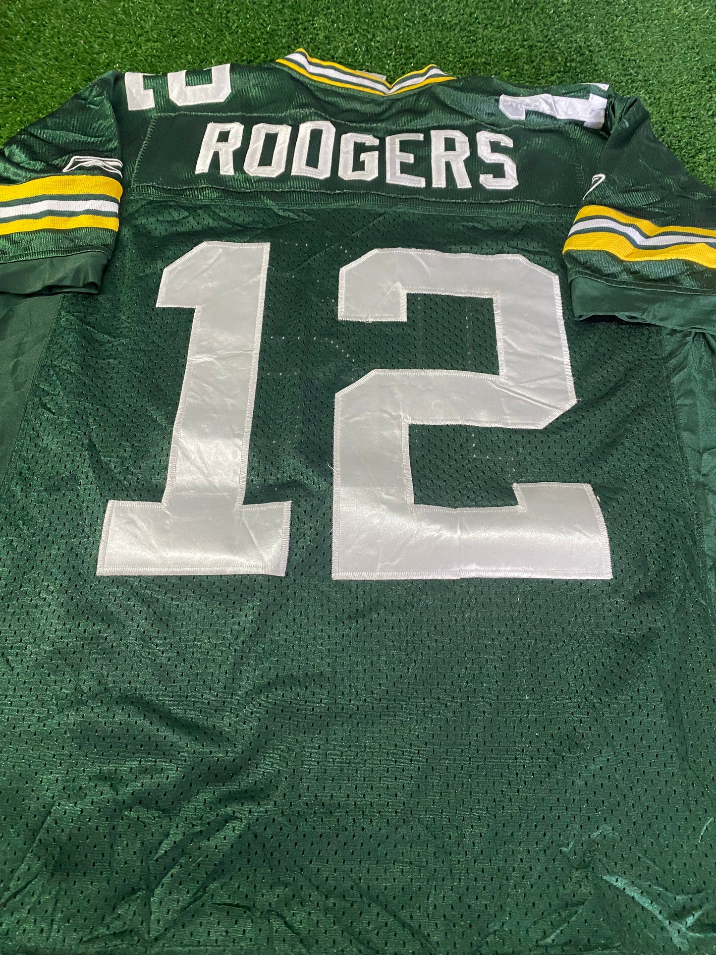 Green Bay Packers NFL American Football USA Medium mans Rodgers no12 Reebok Made Jersey