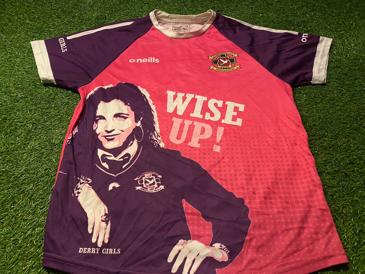 Derry Girls TV GAA Gaelic Football Oneills Adult Womans Females Size 14 XL Jersey