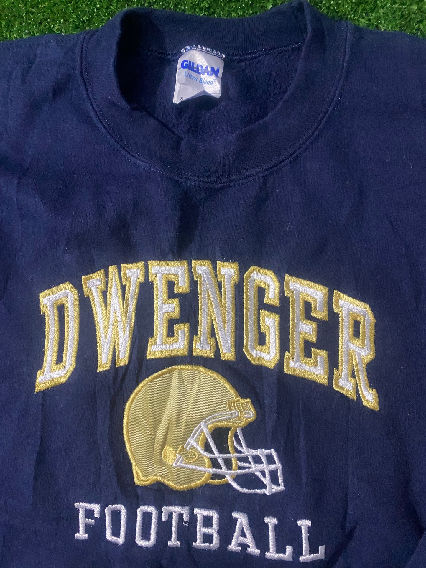 Dwenger NFL American Football Indiana Small Mans Vintage Gildan Made Sweater Sweatshirt