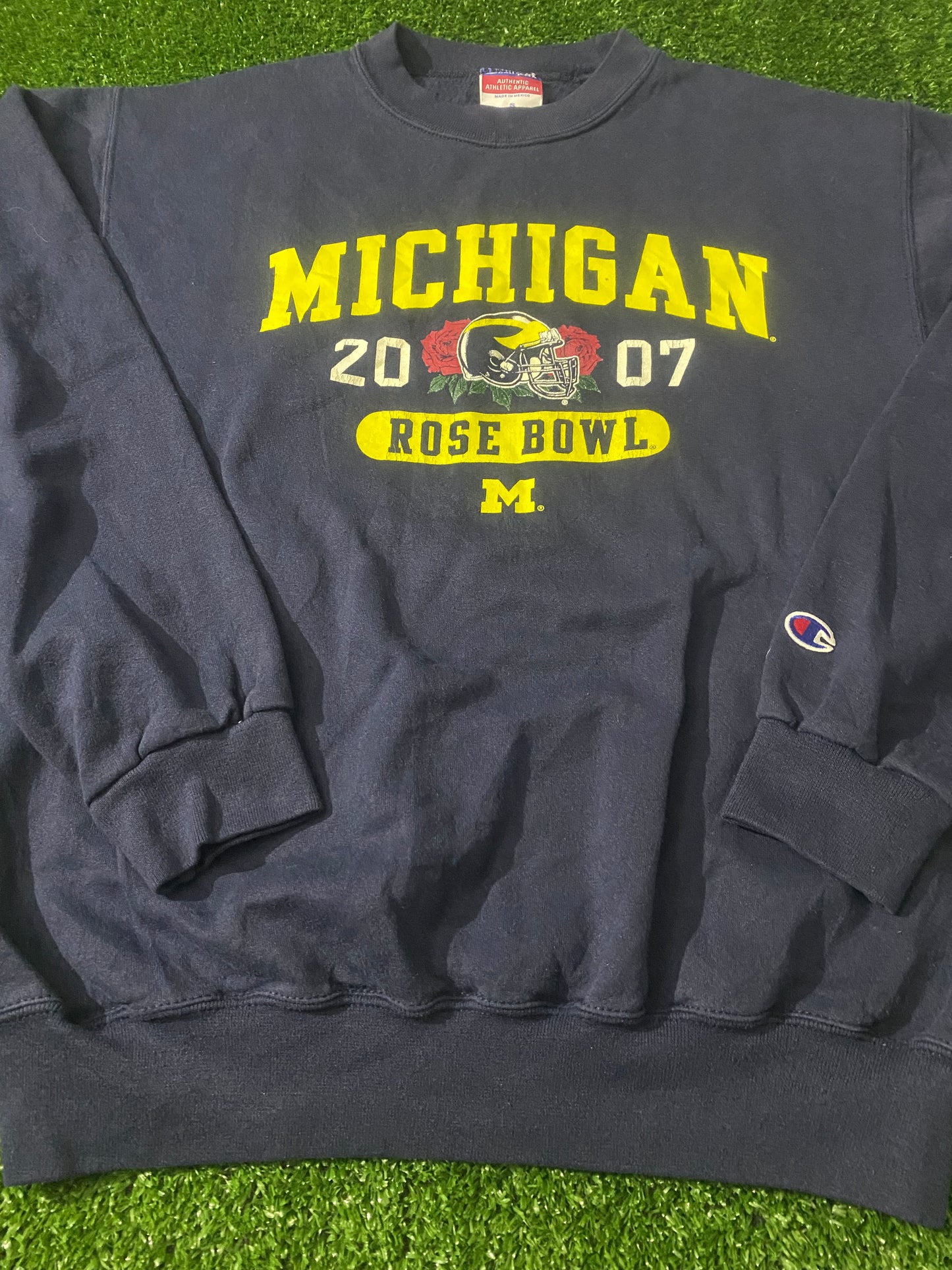 Michigan Rose Bowl 2007 USA NFL Football Small mans Champion Made Sweater Sweatshirt