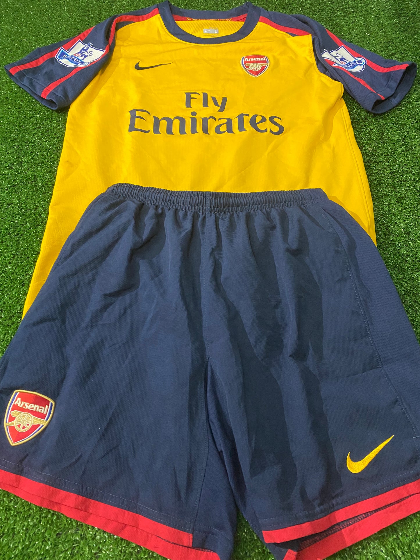 Arsenal FC England Soccer Football Large Boys 10-12 Year Nasri no8 Nike Top & Shorts Set