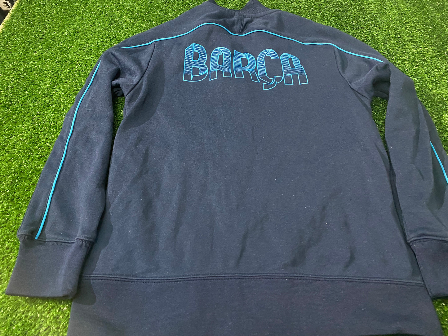 FCB Barcelona Spain Football Large Boys 10-12 Year Old Nike Made Single Layered Jacket