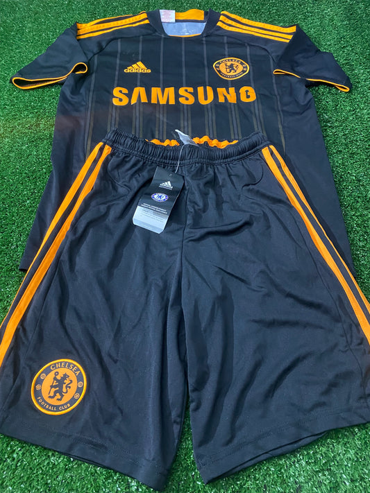 Chelsea FC Football XL Boys / Youths 13-15 Year Old Adidas Made Top & Shorts Set